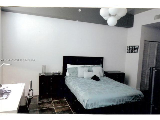 Building Photo - 2275 Biscayne Blvd