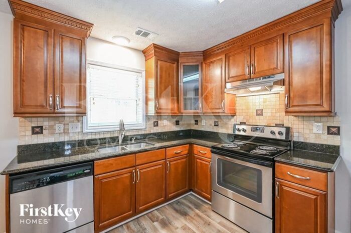 Building Photo - 4285 Bradstone Trace NW