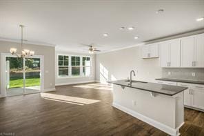 Building Photo - 1694 Hallview Ct