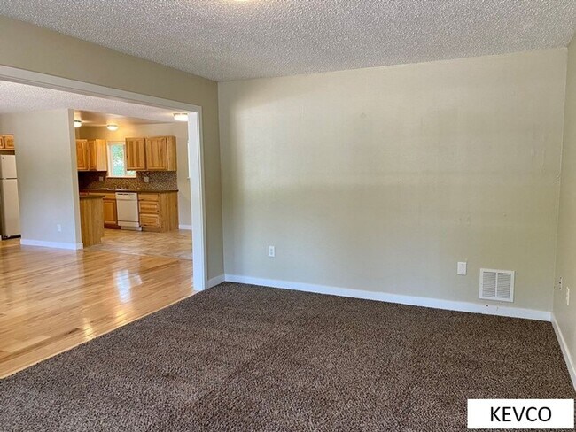 Building Photo - Remodeled Home With Huge Backyard