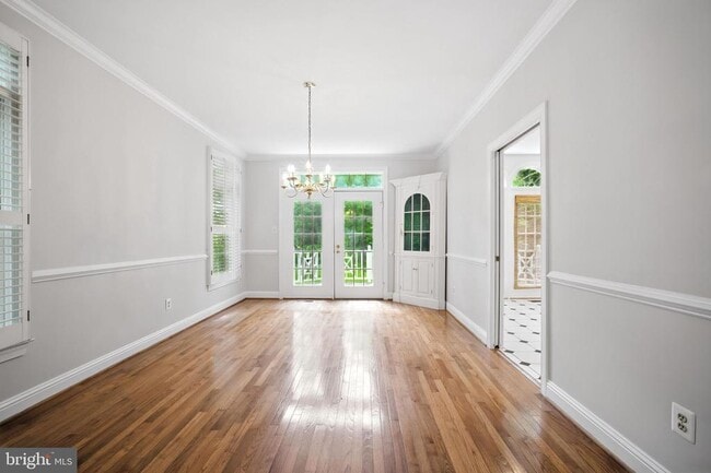 Building Photo - 10189 Castlewood Ln