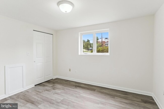 Building Photo - 9915 Ashburton Ln