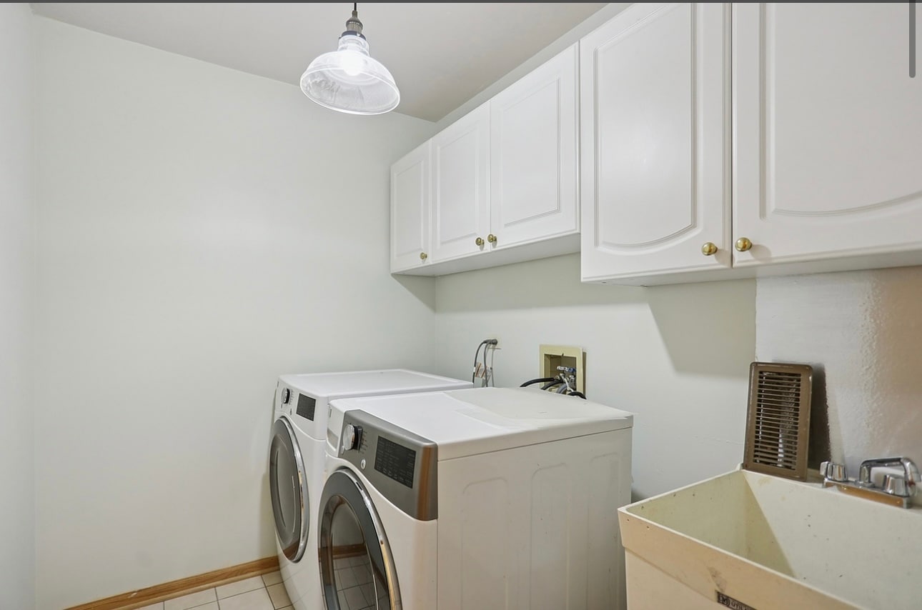 Building Photo - 17727 Mayher Dr