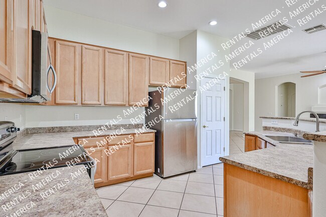 Building Photo - 4307 W Hopi Trail