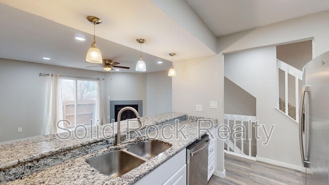 Building Photo - 2331 Lexington Village Ln