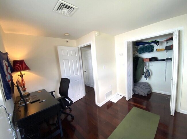 Bedroom 2 - 136 Hill St