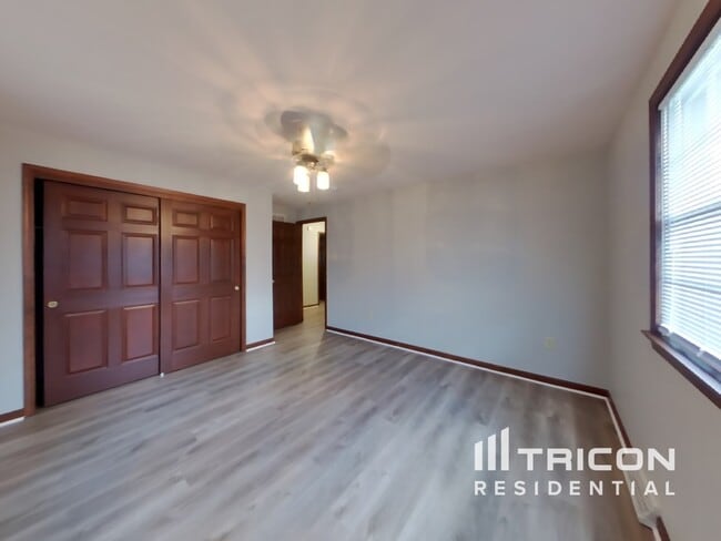 Building Photo - 2585 Cherry Ct