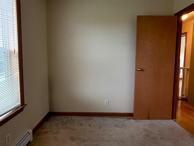 Building Photo - 10 Ashlyn Dr