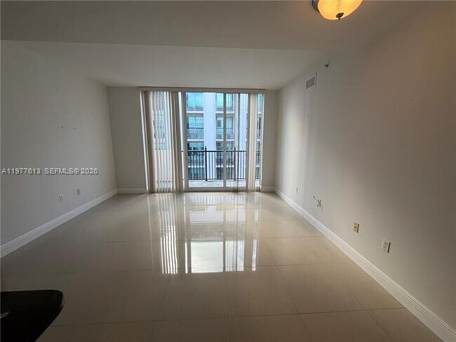 Building Photo - 4100 Salzedo St