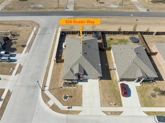 Building Photo - 830 Rustic Way