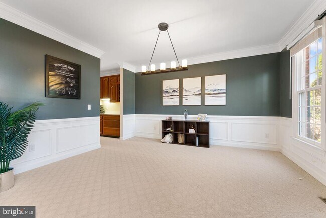 Building Photo - 2113 Arrowleaf Dr