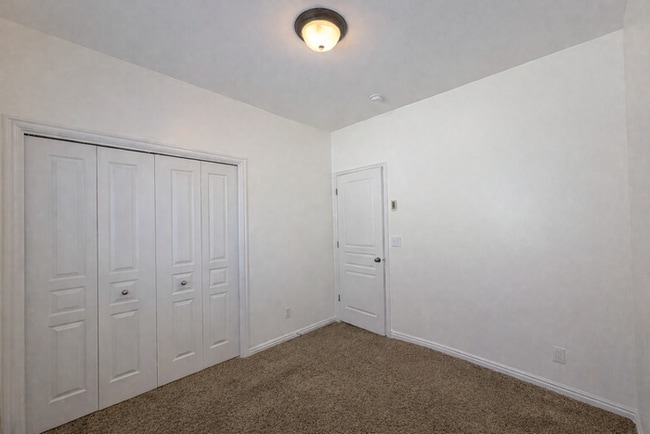 Building Photo - Peppercorn