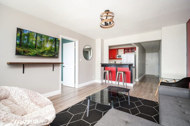 Building Photo - 215 Piedmont Ave NE