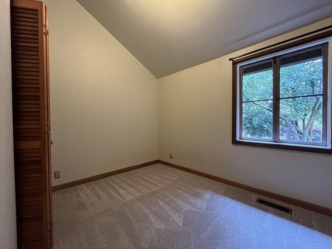 Building Photo - Vintage Urban Farmhouse 3 Bd 1 Bath home! Large bonus room & Balcony!  Surrounded by trees on lar...