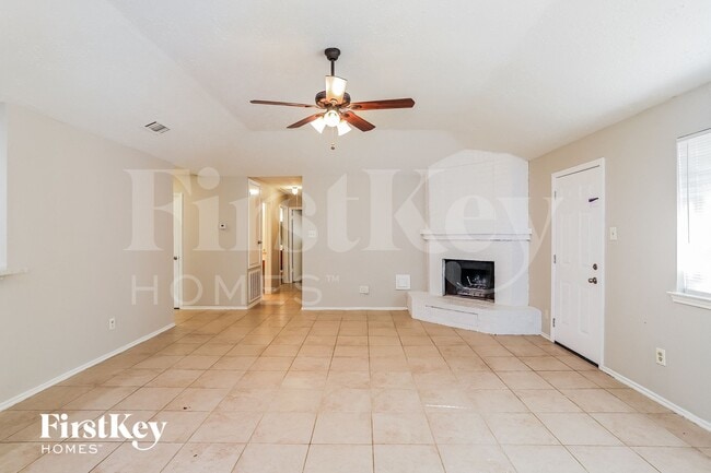 Building Photo - 2606 Olster Dr