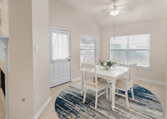 Building Photo - 13415 Highland Park Ct