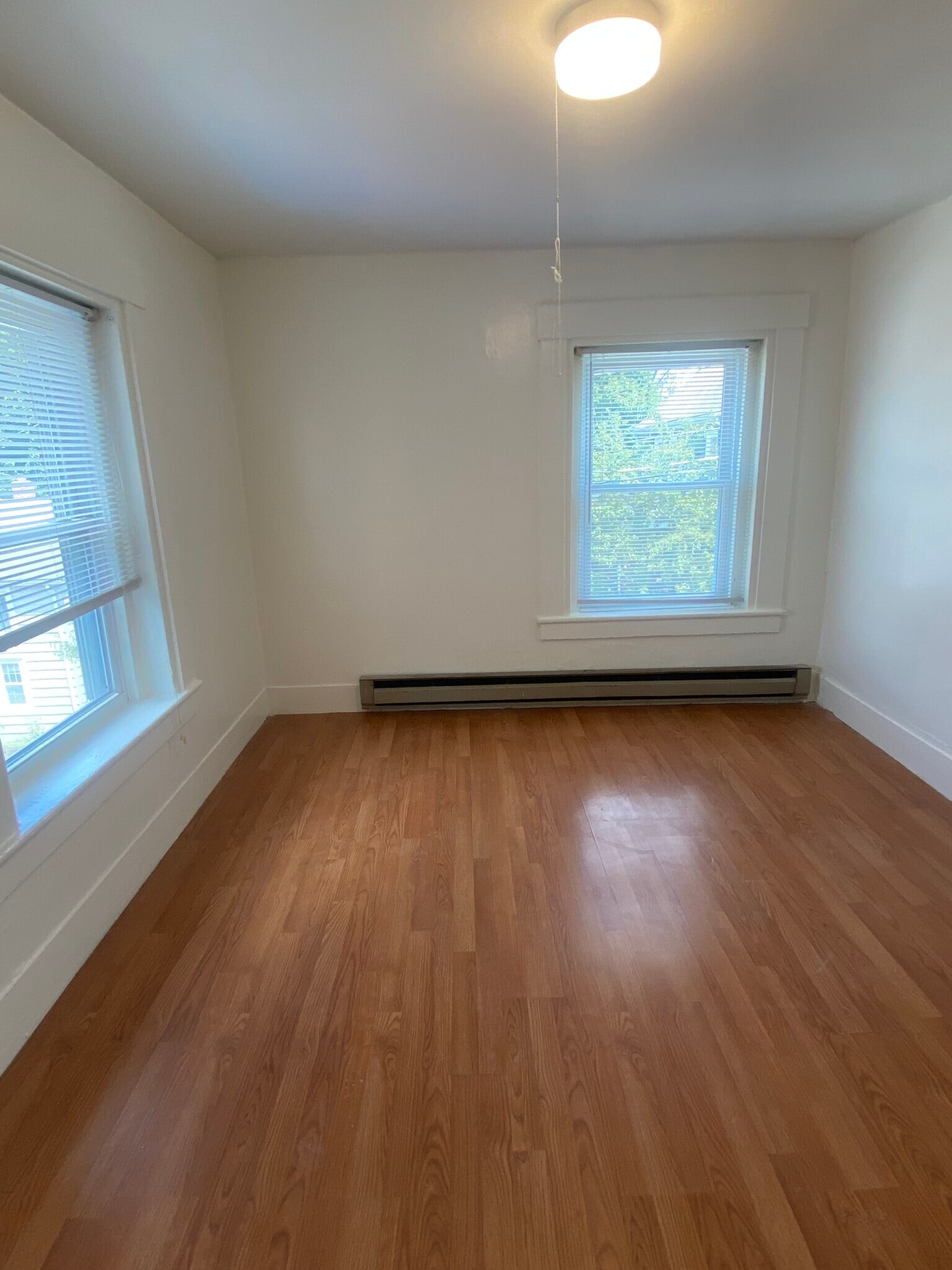 Building Photo - 7 Court St