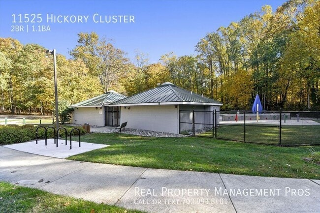 Building Photo - 11525 Hickory Cluster
