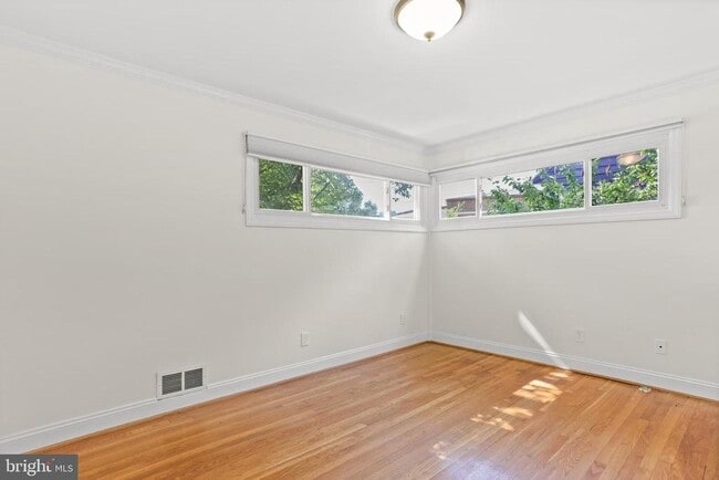 Building Photo - 10807 Huntley Pl