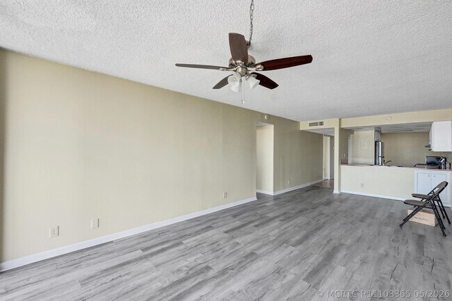 Building Photo - 12 Royal Palm Way