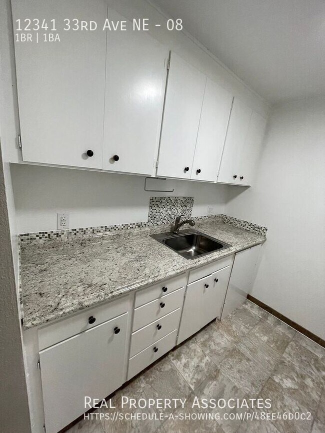 Building Photo - 12341 33rd Ave NE