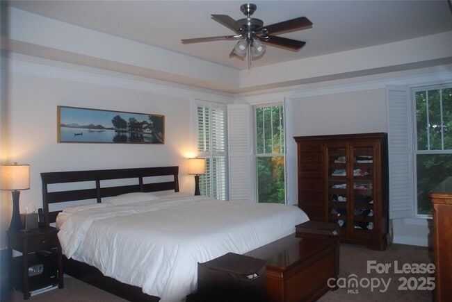 Building Photo - 14 Dianthus Dr