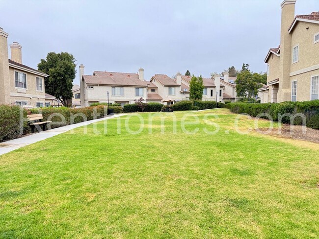 Building Photo - 11553 Westview Pkwy