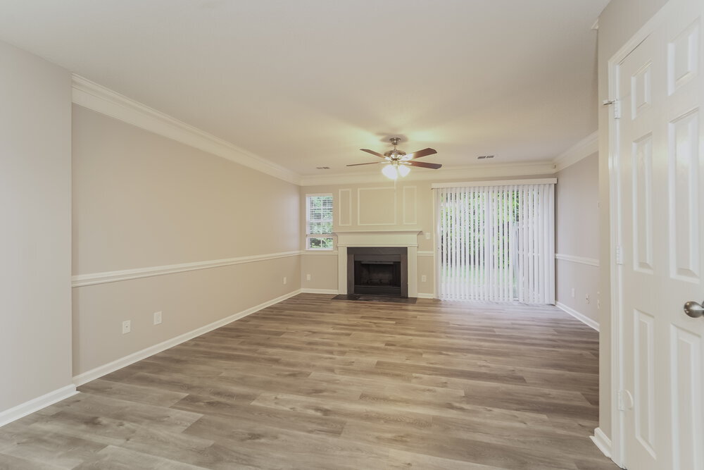 Building Photo - 3204 Summercroft Ln