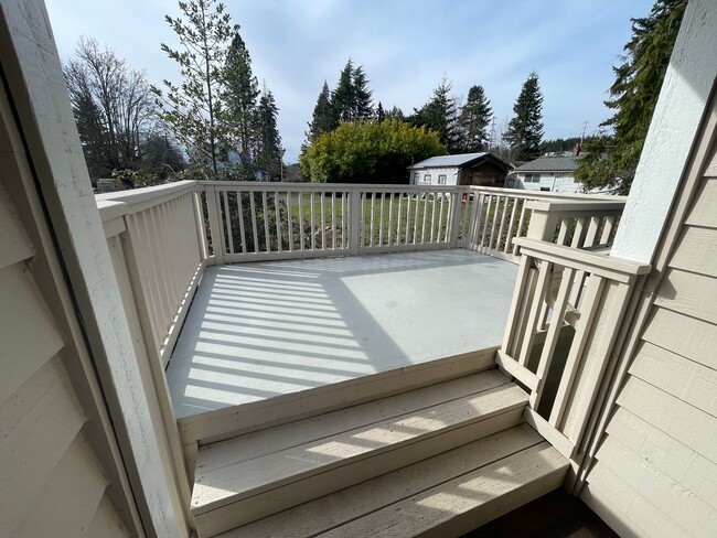 Building Photo - 19833 3rd Ave NW