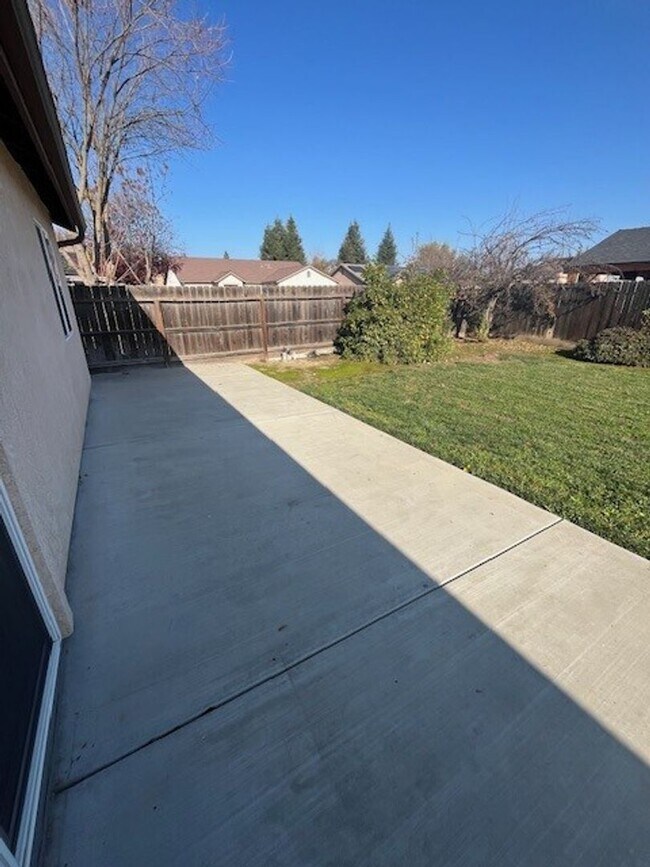 Building Photo - Coming Soon!