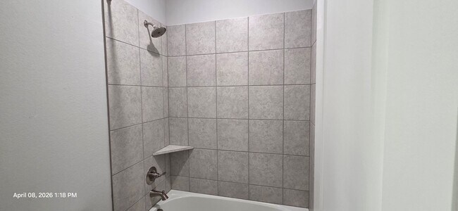 Building Photo - Beautiful 3-Bedroom Townhome with 2-Car Garage in Greenville!