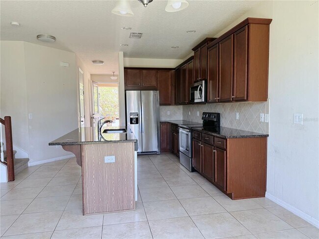 Building Photo - 2428 Chateau Lp