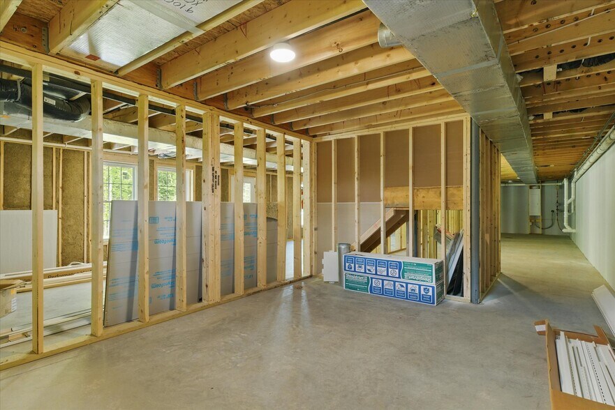 Building Photo - 542 Partridge Farm Rd