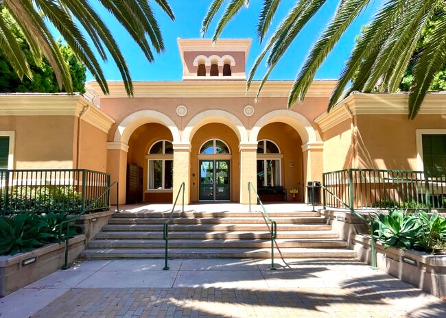 Building Photo - 1390 Saddle Rack St