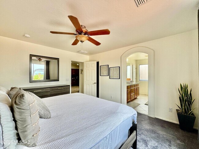 Building Photo - 12361 N Globe Mallow Pl