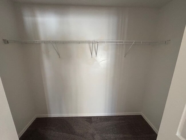 Building Photo - Pool Home in 7-Hills