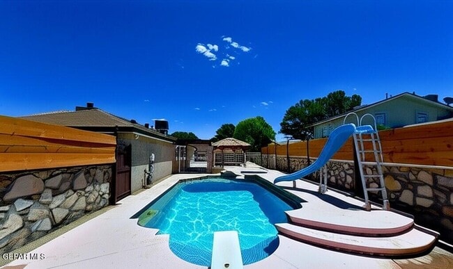 Building Photo - 11620 Laura Marie Dr