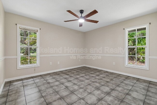 Building Photo - 95 Woodside Dr