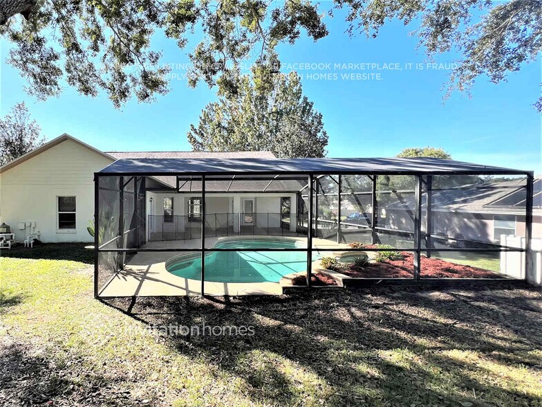 Building Photo - 14809 Pine Cone Trail