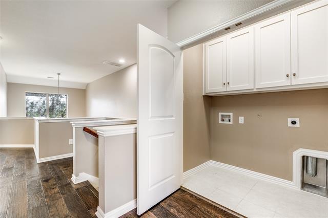 Building Photo - 5404 Locust Dr