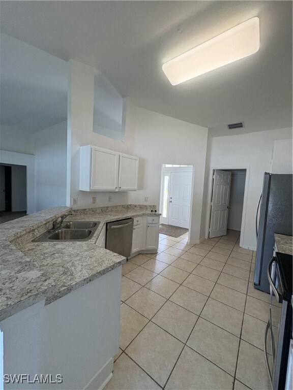 Building Photo - 1207 SW 18th Ave
