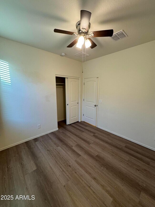 Building Photo - 7503 S 12th Ave