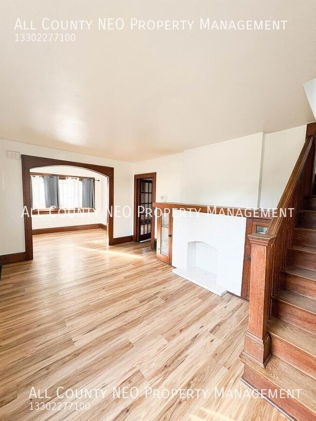 Building Photo - 1422 Elder Ave