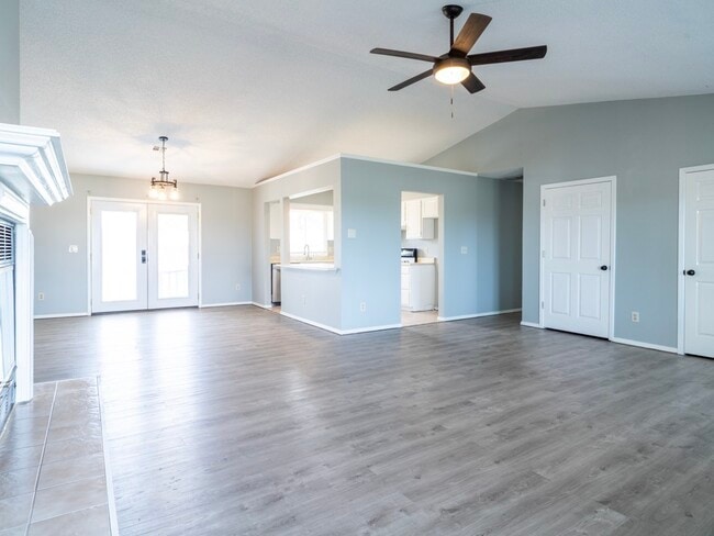 Building Photo - 2714 E Central Ave