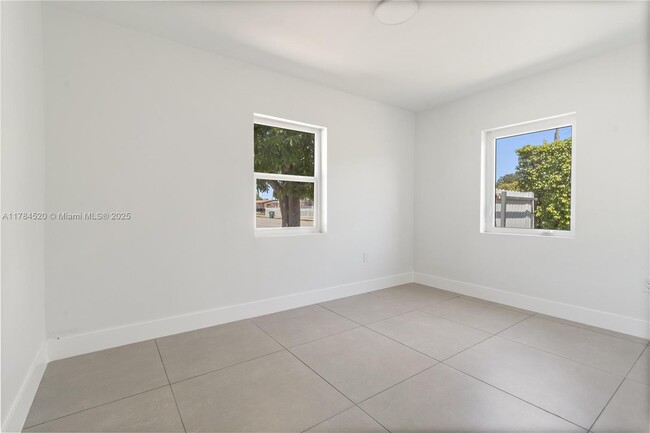 Building Photo - 2900 NW 160th St