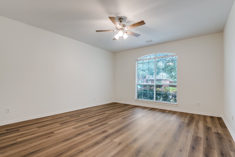 Building Photo - 7814 Wilmington Dr