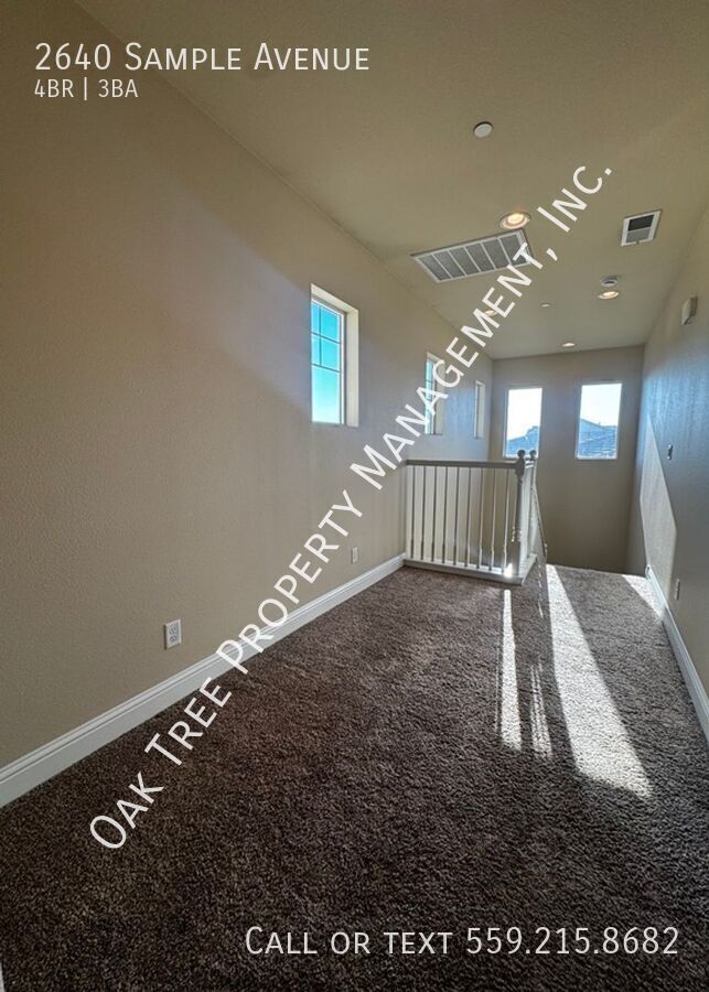 Building Photo - 2640 Sample Ave