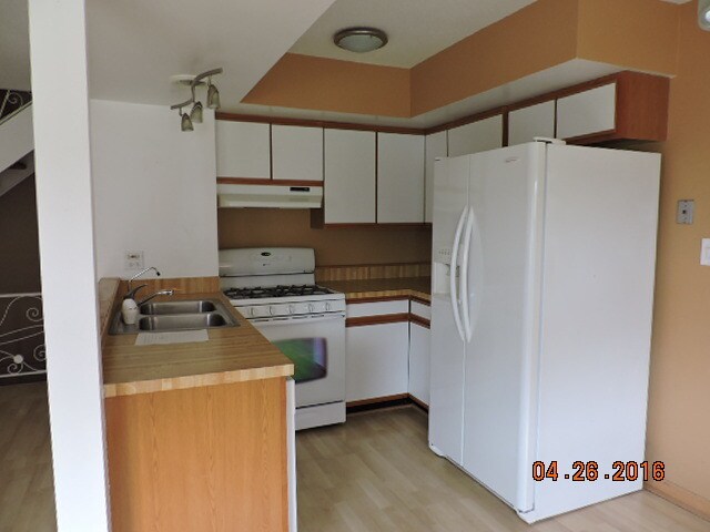 Building Photo - 844 Inverrary Ln