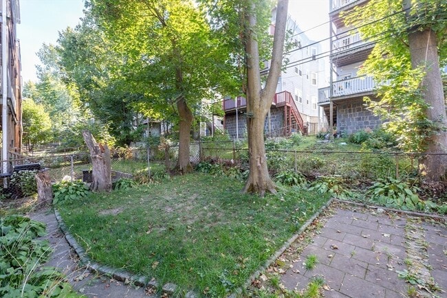 Building Photo - 11 Juliette St