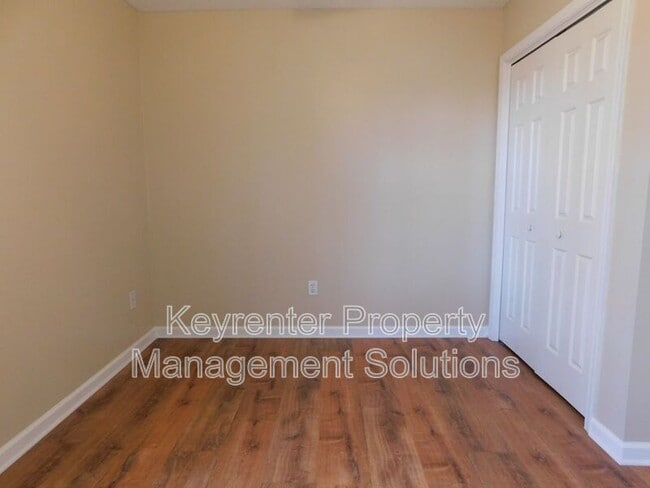 Building Photo - 1605 4th St